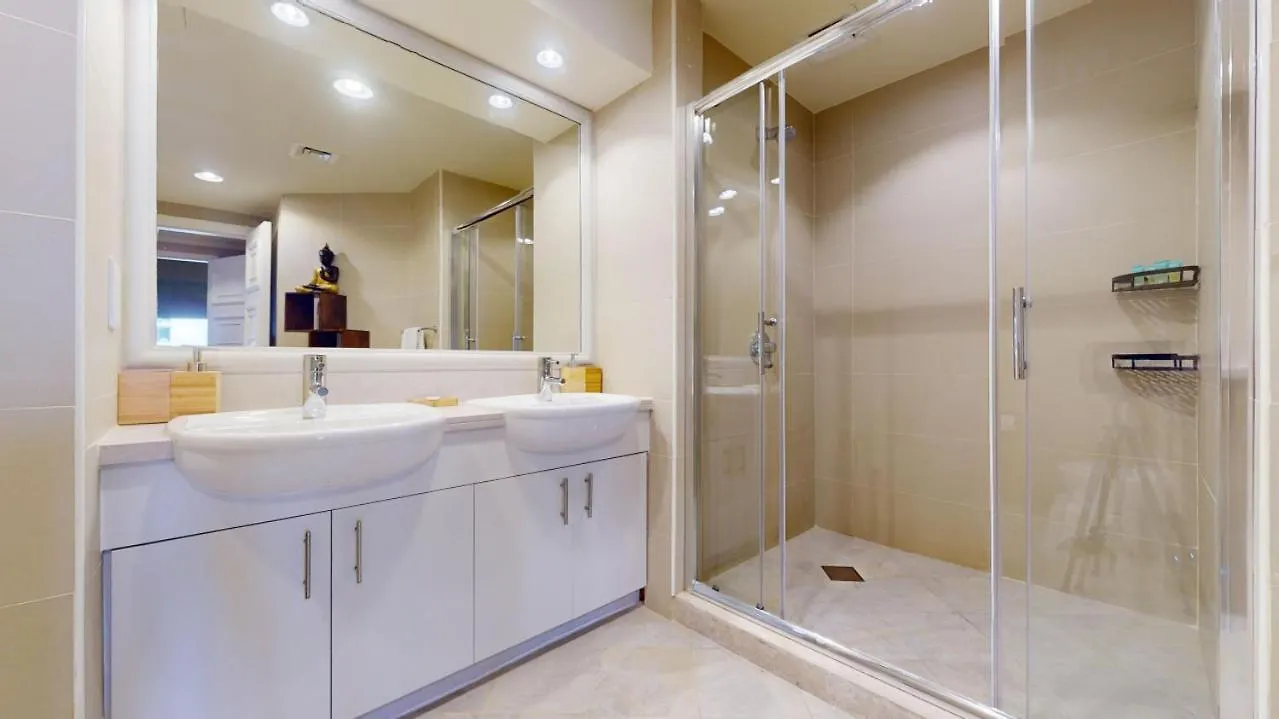 Golden Mile 1 - Contemporary One Bedroom Dubai Apartment